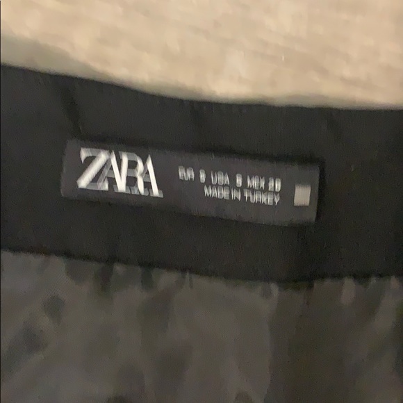 Zara black skirt - Picture 3 of 4